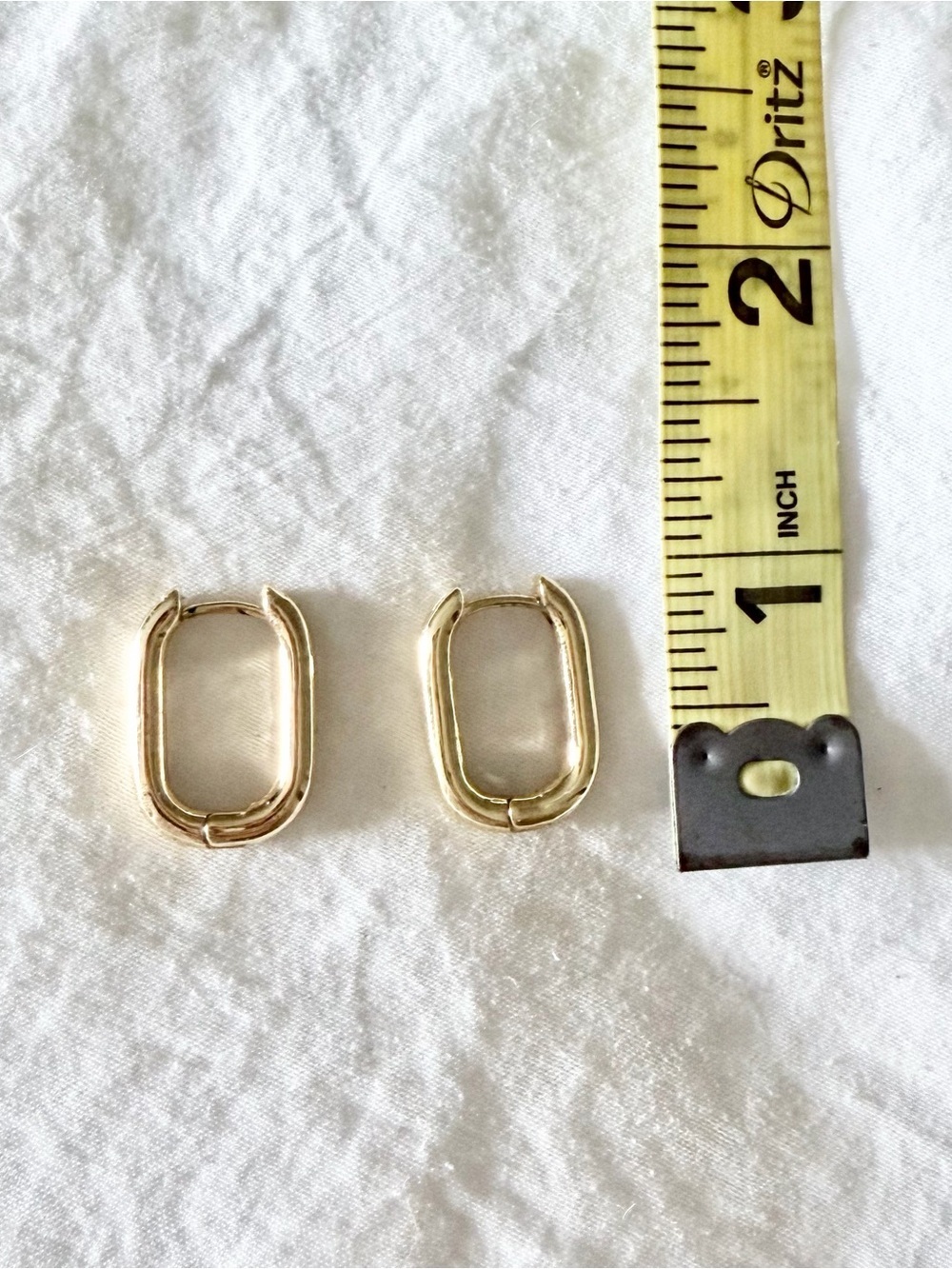 Gold Rectangular Hoop Earrings - Elegant Women’s Jewelry - Picture 3 of 3